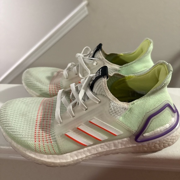 Adidas Ultraboost 19 Buzz Lightyear Toy Story Size7 - Picture 1 of 7